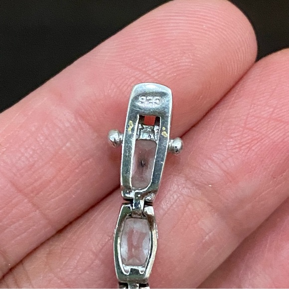 Vintage FAS 925 Stamped Sterling Silver CZ Cubic Zirconia Tennis Bracelet - Picture 16 of 16